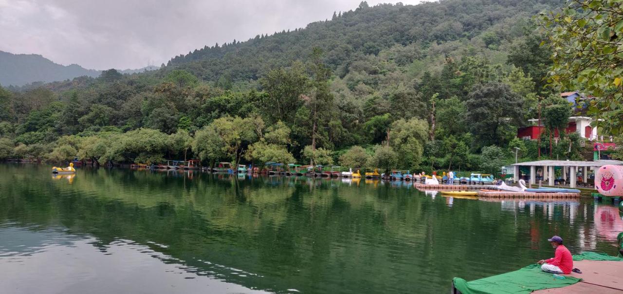 Kanara Hotel Bhimtal Exterior photo