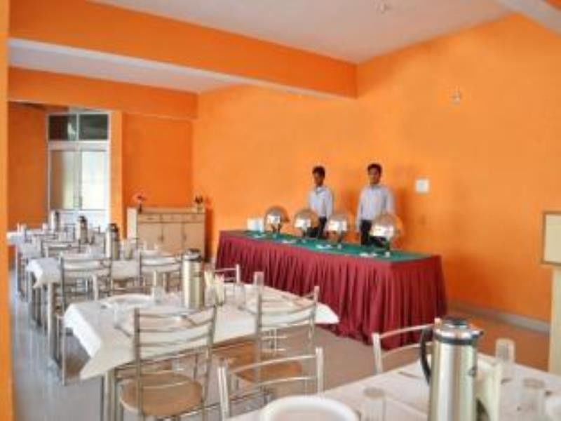 Kanara Hotel Bhimtal Exterior photo